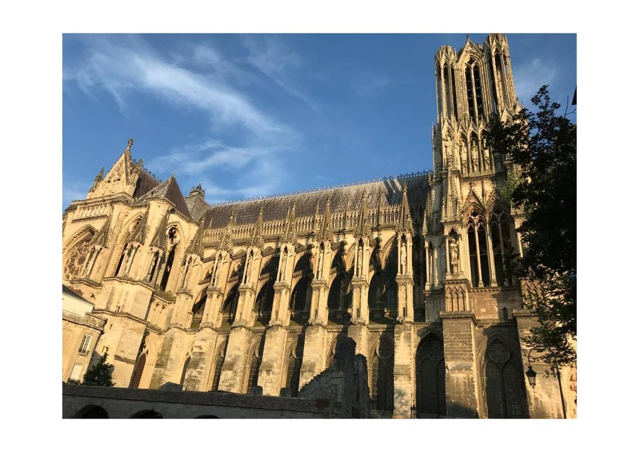 شقة Chez La Reg'- Aux Pieds De La Cathedrale رانس المظهر الخارجي الصورة